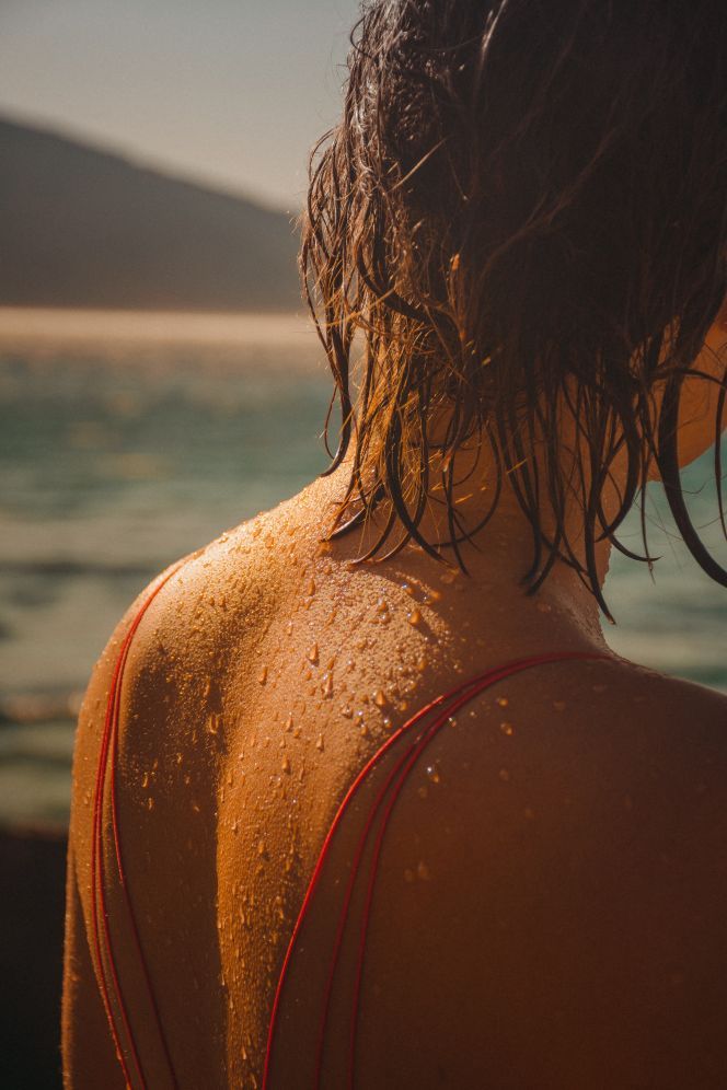 AFTER SUN