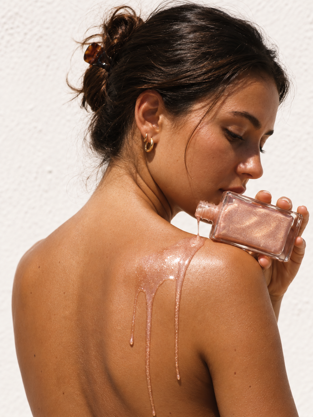 Glow Essence Shimmer Body Serum